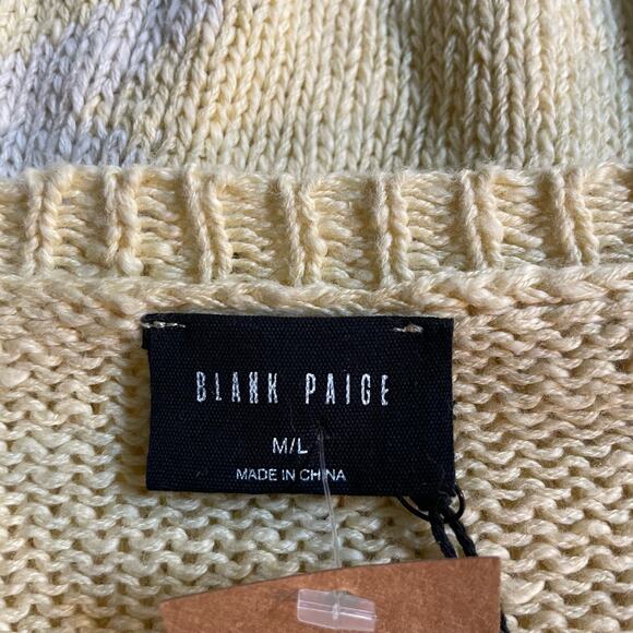 Blank Paige Sweater Yellow Star Distressed Sz M/L V Neck Oversized Pullover NEW - Picture 3 of 11